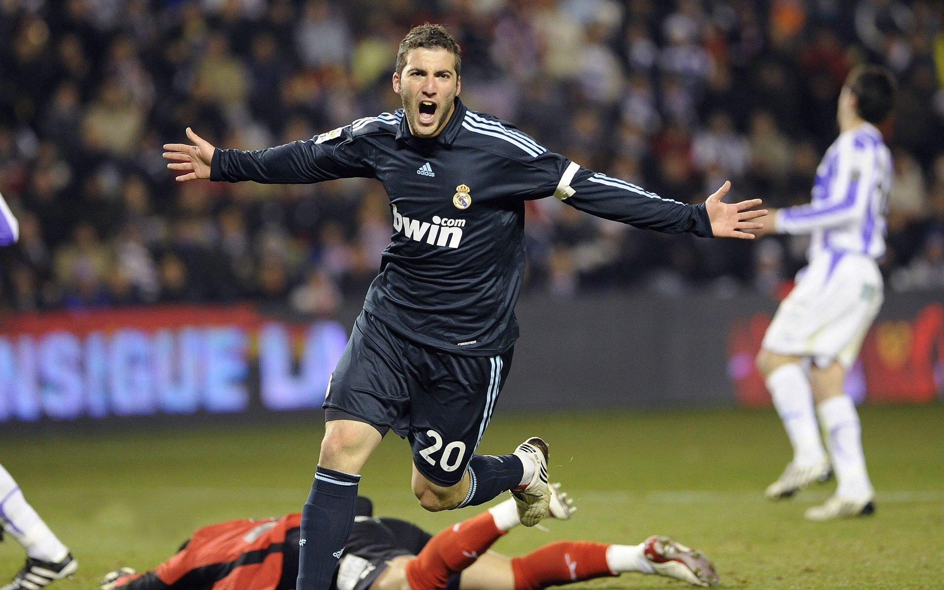 ESPN独家,努涅斯接近加盟利雅得新月,转会费或达5300万欧元