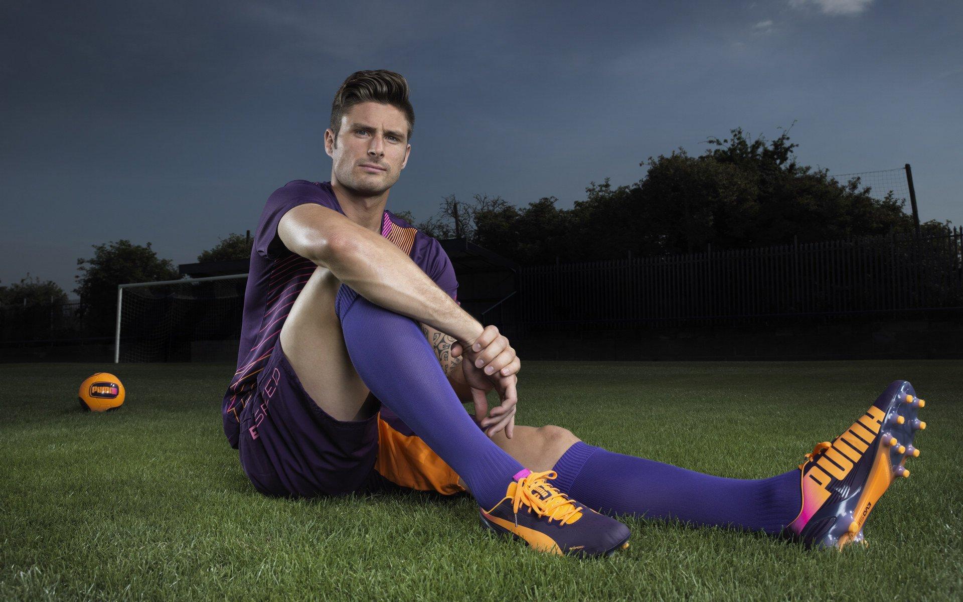 罗本再度挥别绿茵场，足球之心未息，身躯已难承重负