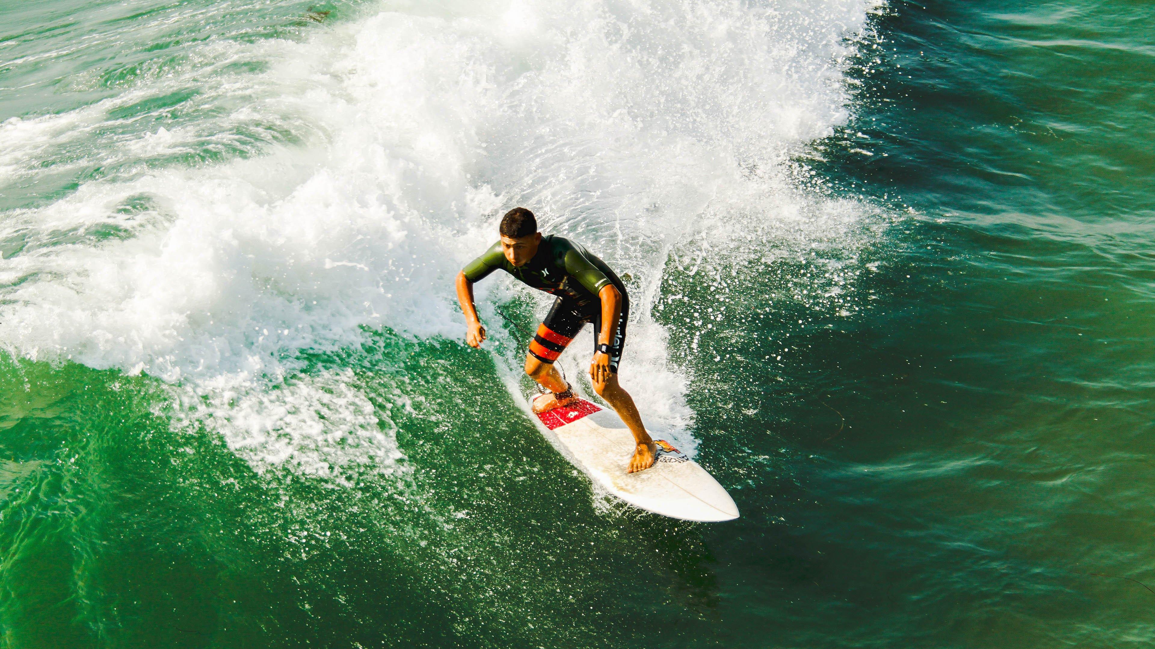 你的大B哥再演惊天远射!世界波专业户定义足坛新美学